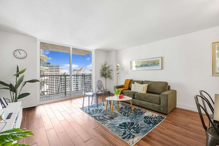 Brickell Condo | Free Parking | Amazing Views - Miami