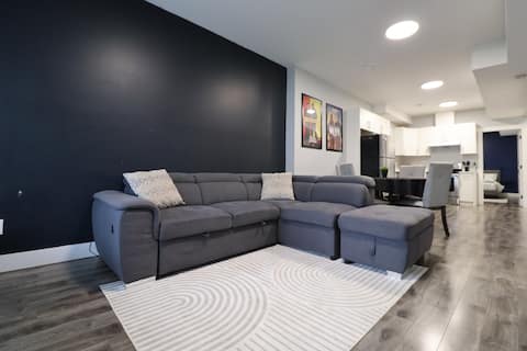 Popular Airbnb listing: Modern 3BR w/ Patio + Fireplace | Self Check-in in Fraser Valley