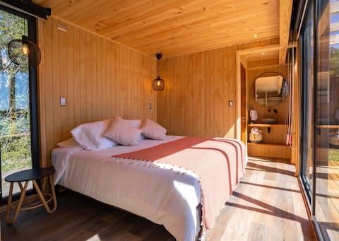 Outscape l Relax l Adventure l Lake l Kayaks