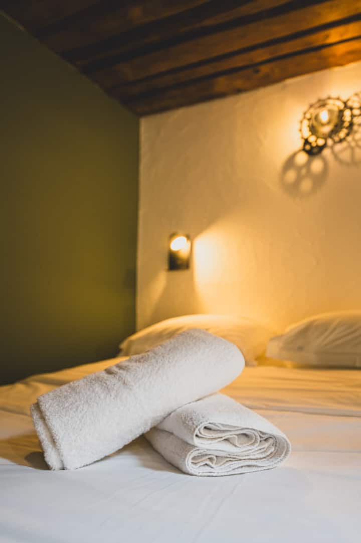 BESTBNB- 5 Rue Perriere ANNECY-14