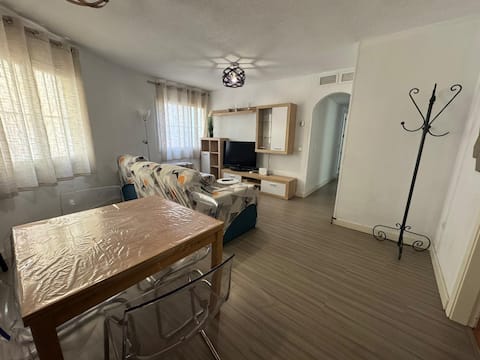 Top Airbnb: Comfortable and well-connected flat in Malaga in Girón