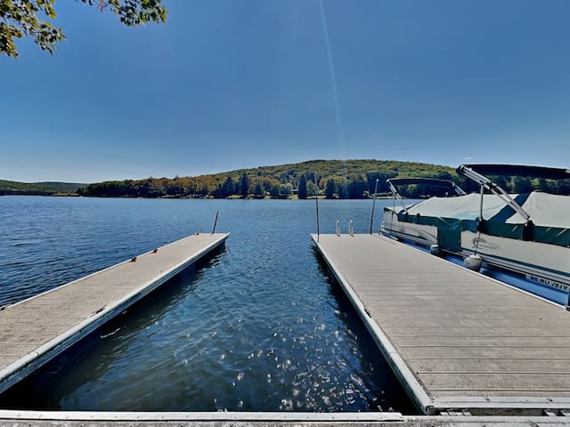 Taylor-Made Deep Creek Vacation & Sales managed Airbnb listing 3