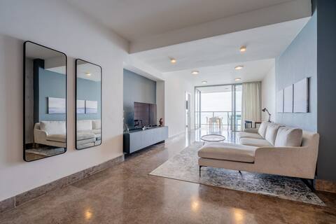w* | Stunning 2BR with Terrace in YOO