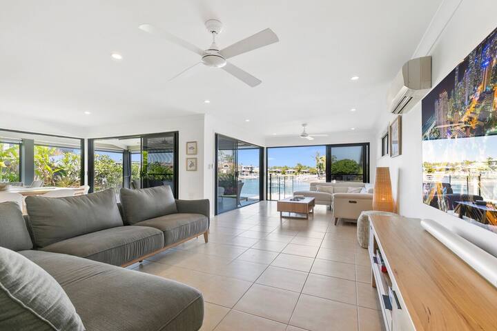 YALL24-Waterfront Beauty Resort Style Private Home gallery image 4