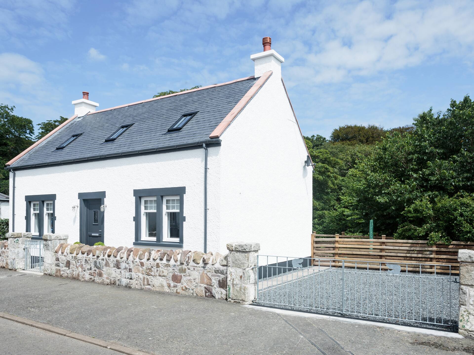 SQUIRREL COTTAGE, cottage de vacances familial et luxueux à Kirkcolm