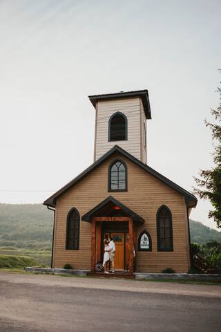 Island View Cottage: Waterfront-BBQ-Hottub-AC-Wifi