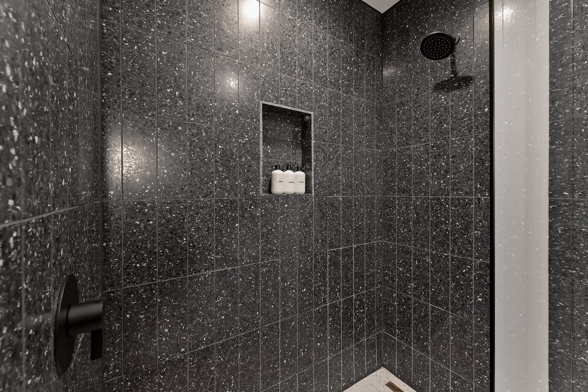 20th FL 1BR | Heated Pool | Gym | Bar