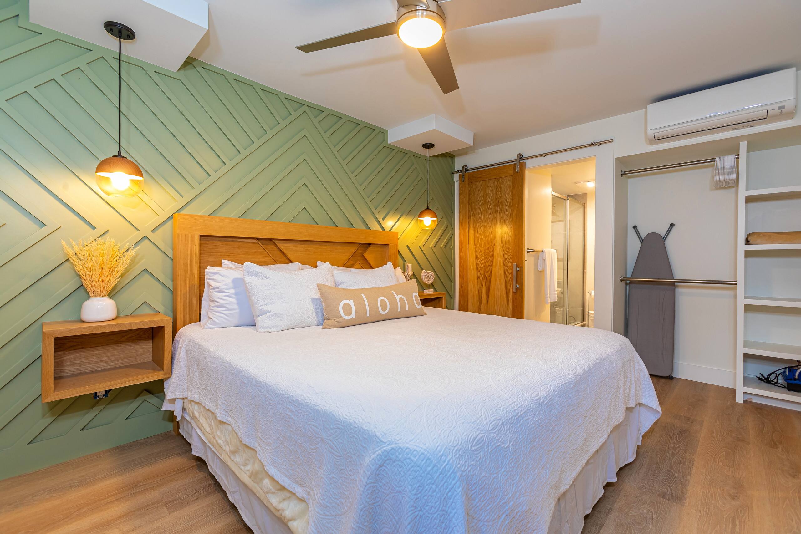 Condo in Kihei · ★4.82 · 1 bedroom · 2 beds · 2 baths - Image 11