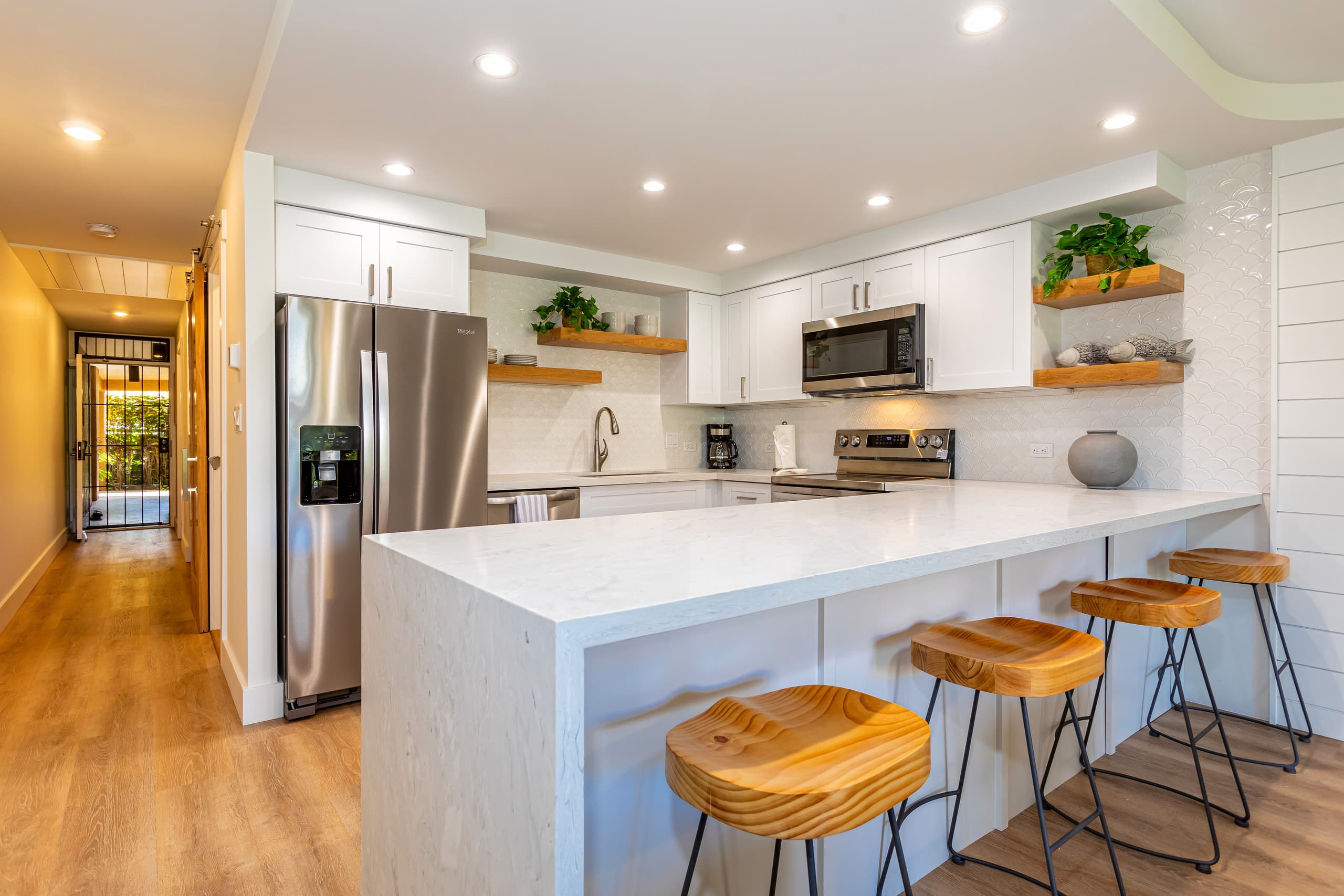 Condo in Kihei · ★4.82 · 1 bedroom · 2 beds · 2 baths - Image 6
