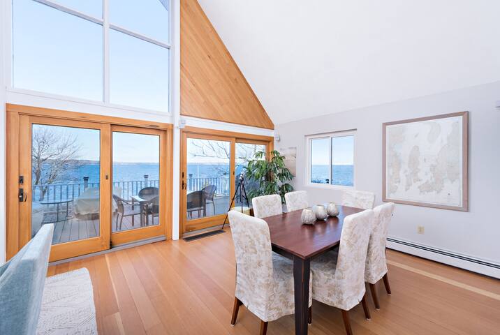 Waterfront A-frame Chalet with shore beach gallery image 5