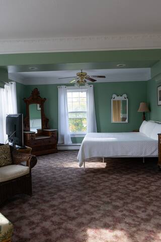 Chalfonte Hotel managed Airbnb listing 2