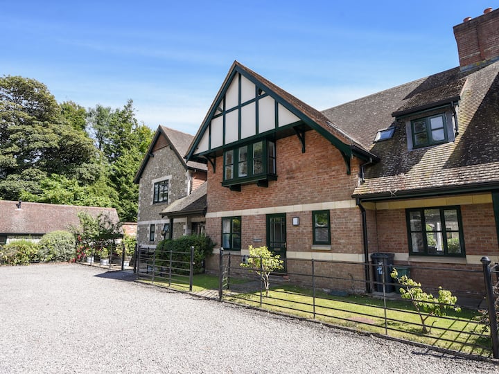 12 The Gardens - Branscombe