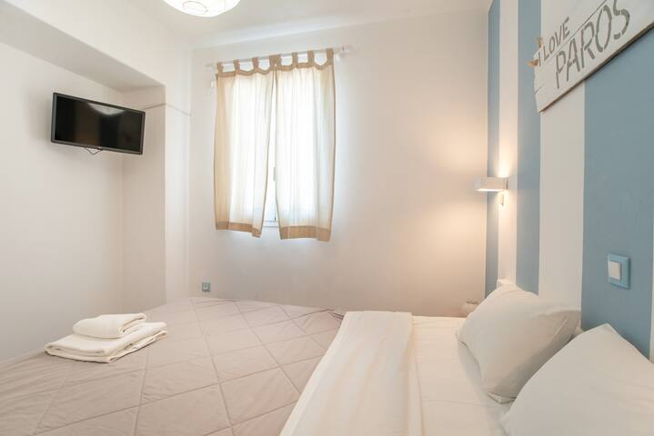 Livadia Seaside Studios 1 gallery image 5