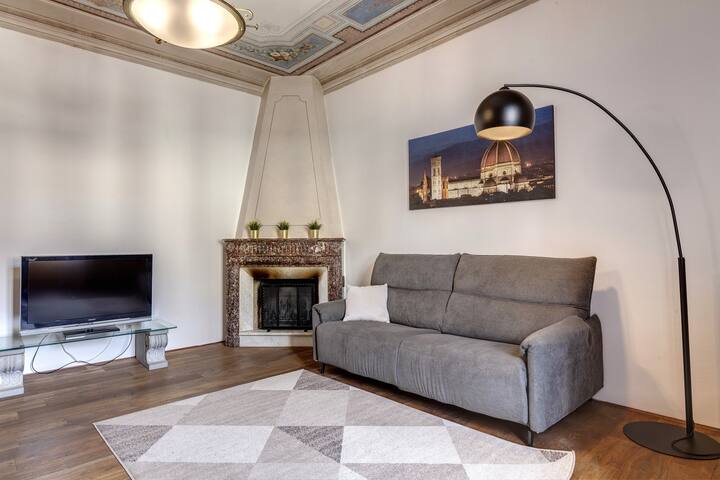 Pisana Apartment by Mamo Florence gallery image 3