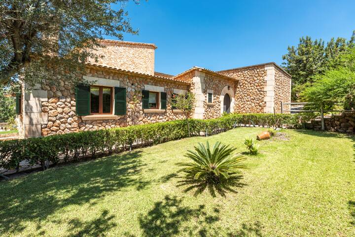 Cas Alzinaret, Villa with Pool gallery image 5