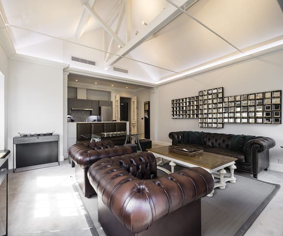 The Park Lane Penthouse gallery image 5