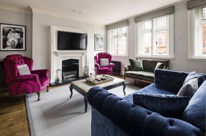 The Grosvenor Square Penthouse gallery image 2
