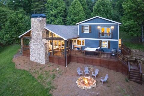 Blue Comanche - Upscale Mountain Home