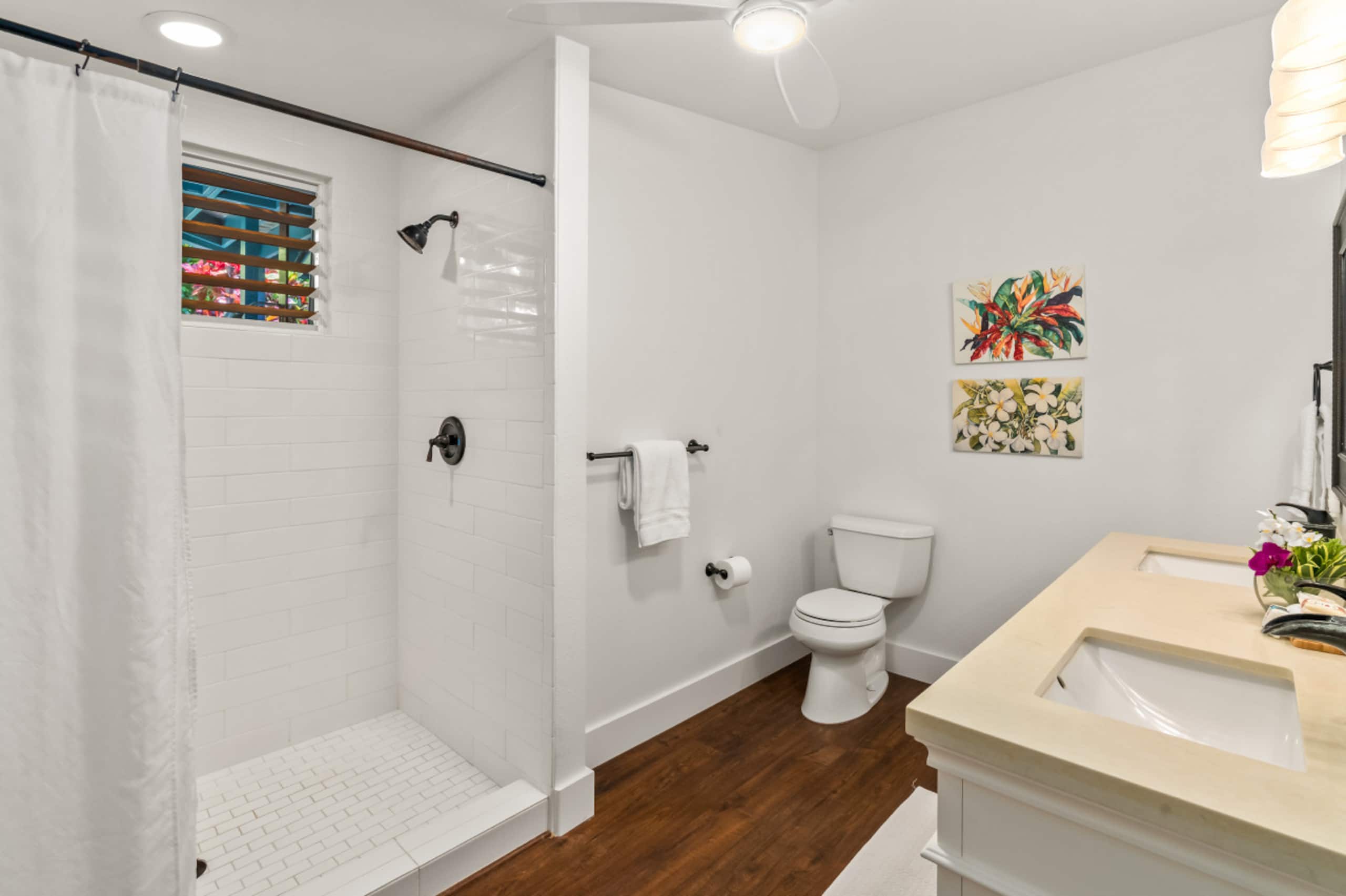 Home in Hanalei · ★4.9 · 5 bedrooms · 8 beds · 4 baths - Image 19