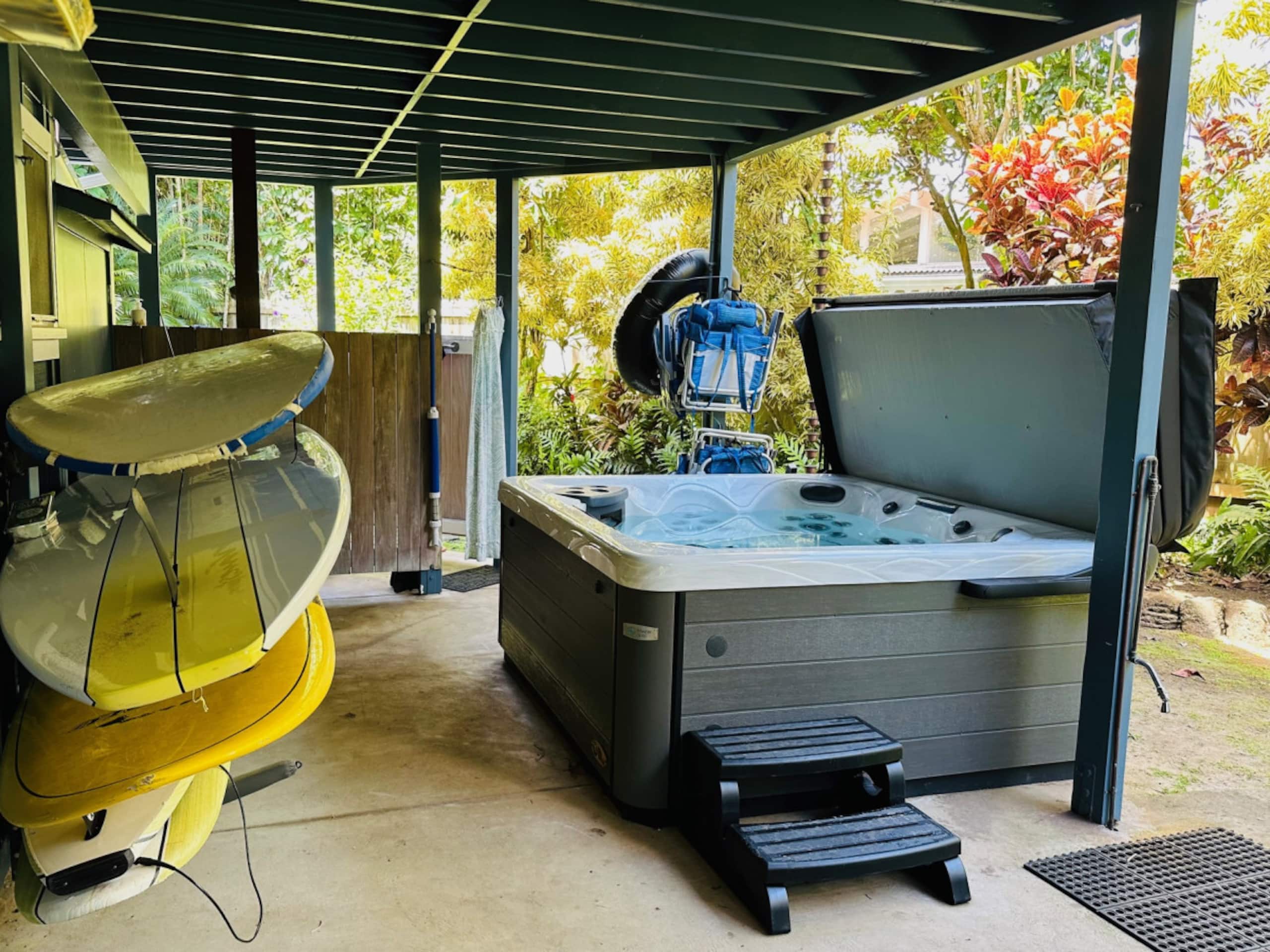Home in Hanalei · ★4.9 · 5 bedrooms · 8 beds · 4 baths - Image 8