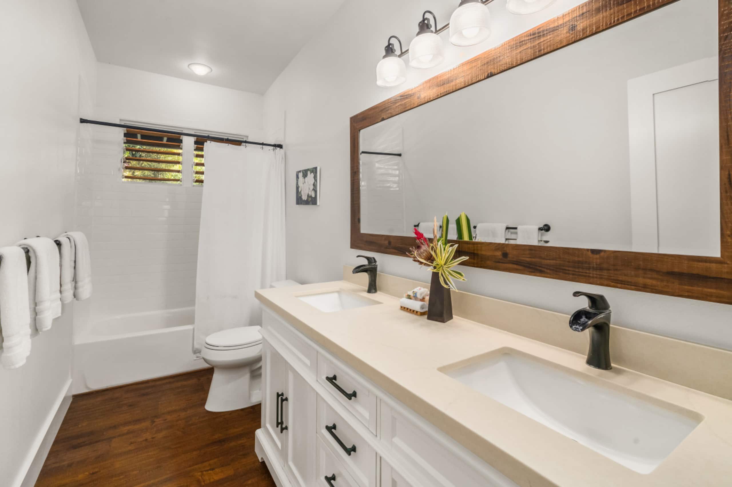 Home in Hanalei · ★4.9 · 5 bedrooms · 8 beds · 4 baths - Image 20
