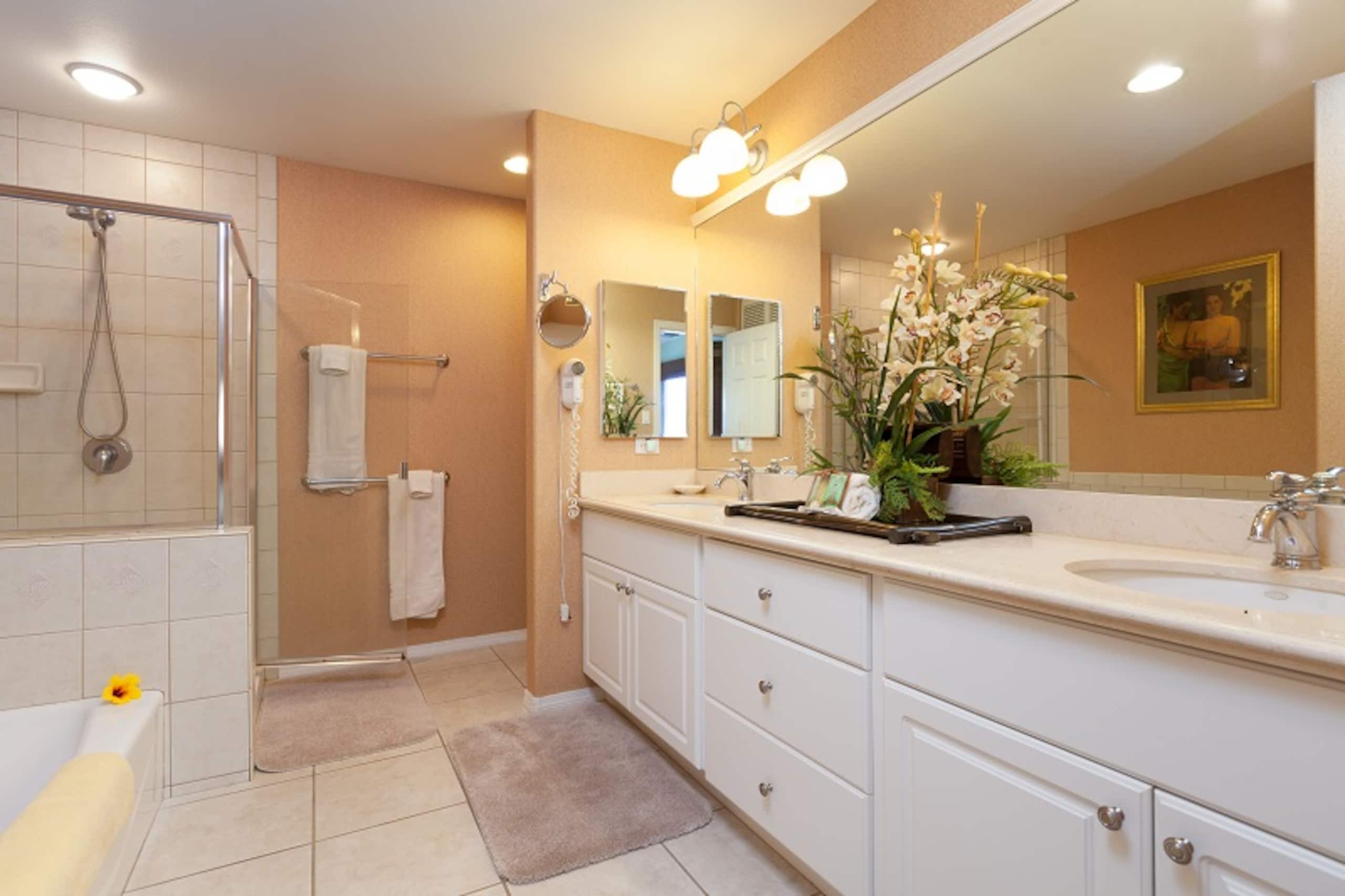 Townhouse in Waikoloa Beach Resort · ★4.84 · 3 bedrooms · 4 beds · 2.5 shared baths - Image 9