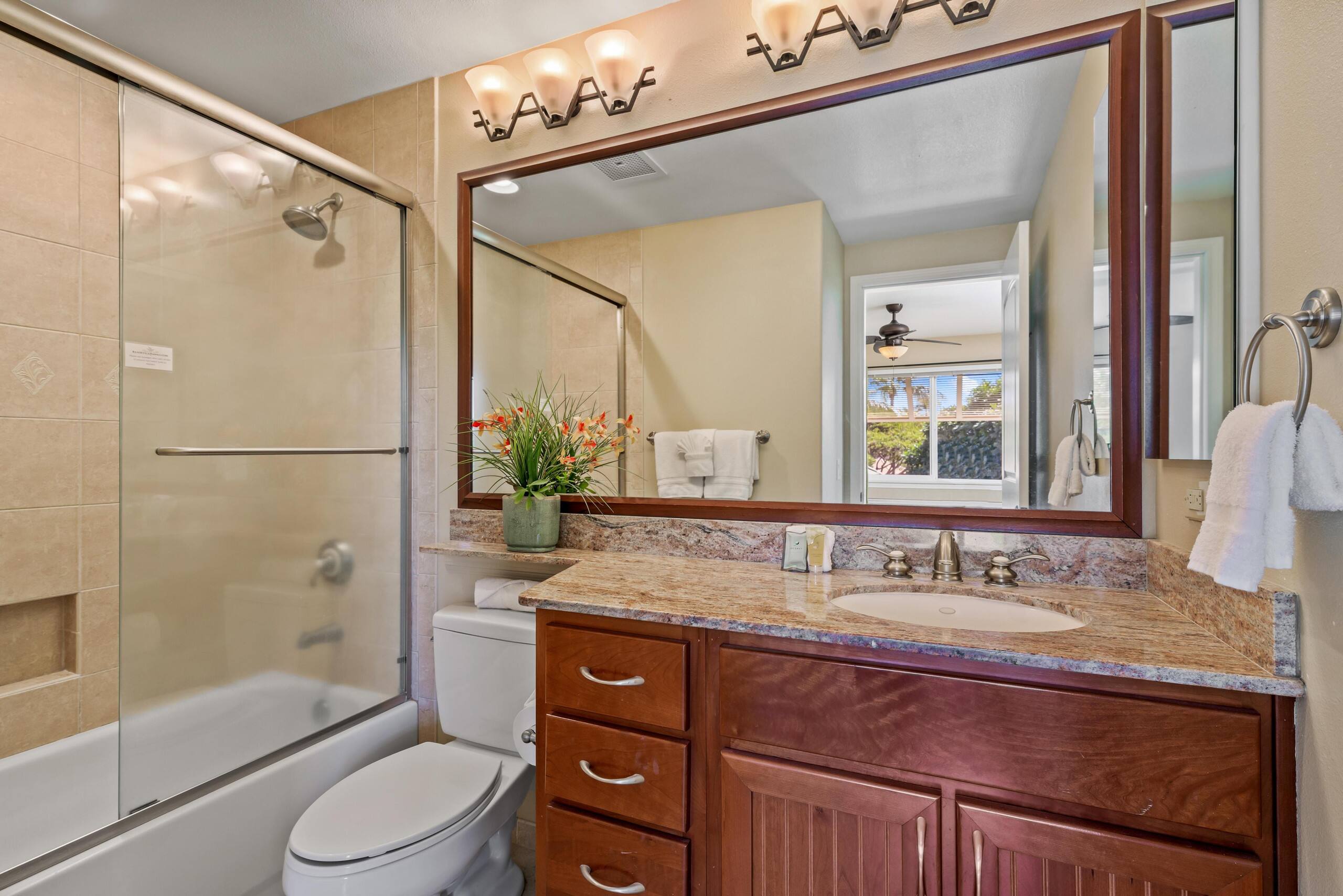 Townhouse in Waikoloa Beach Resort · ★4.89 · 3 bedrooms · 4 beds · 3 baths - Photo 12