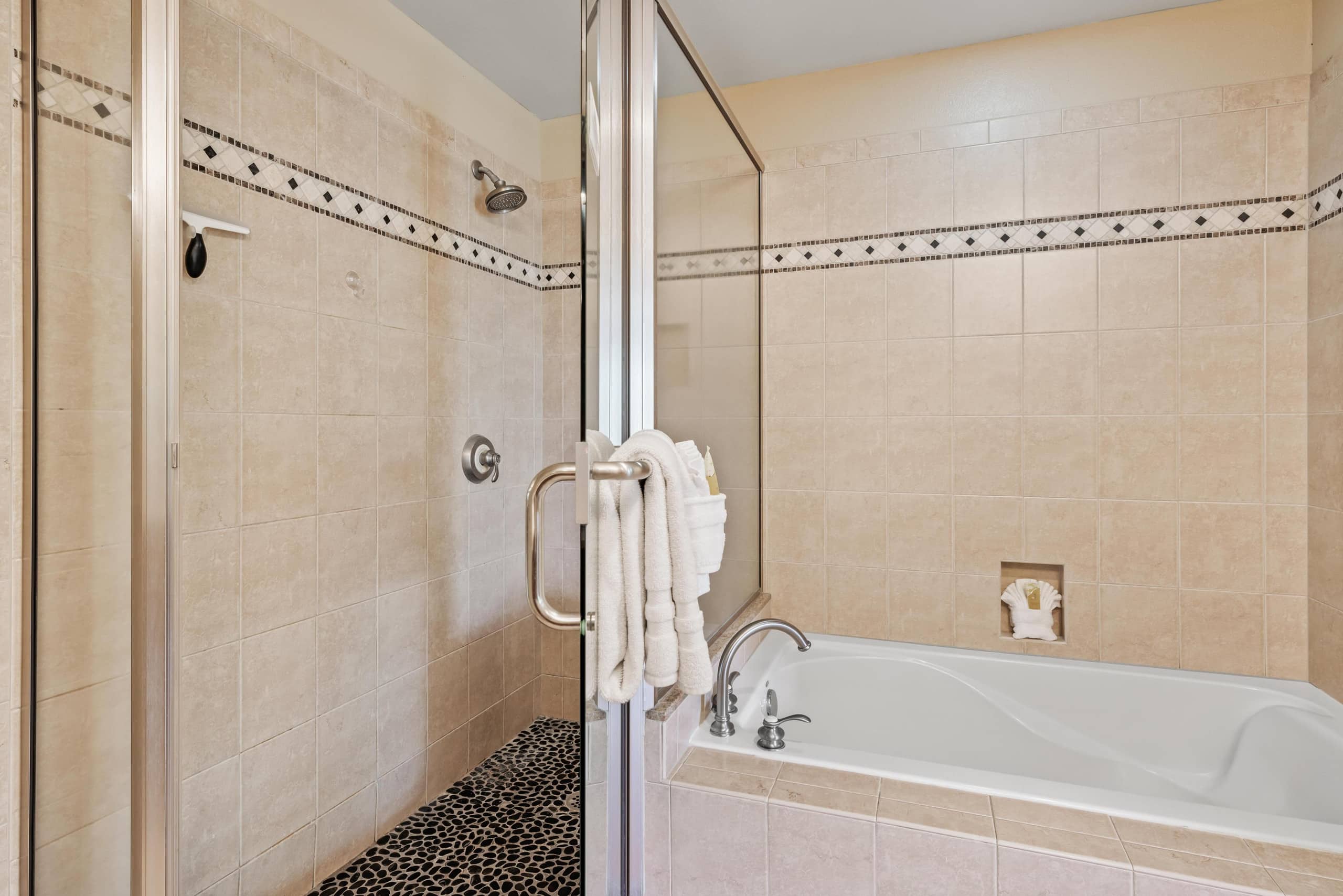 Townhouse in Waikoloa Beach Resort · ★4.89 · 3 bedrooms · 4 beds · 3 baths - Photo 11