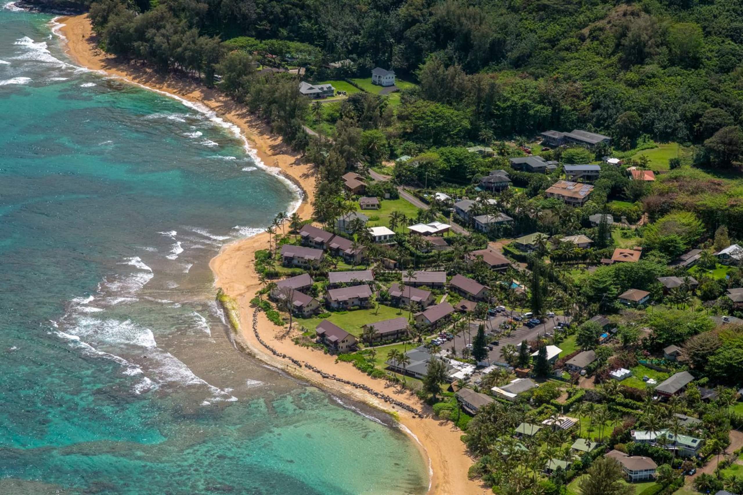Condo in Hanalei · ★4.66 · 2 bedrooms · 2 beds · 1.5 baths - Image 33