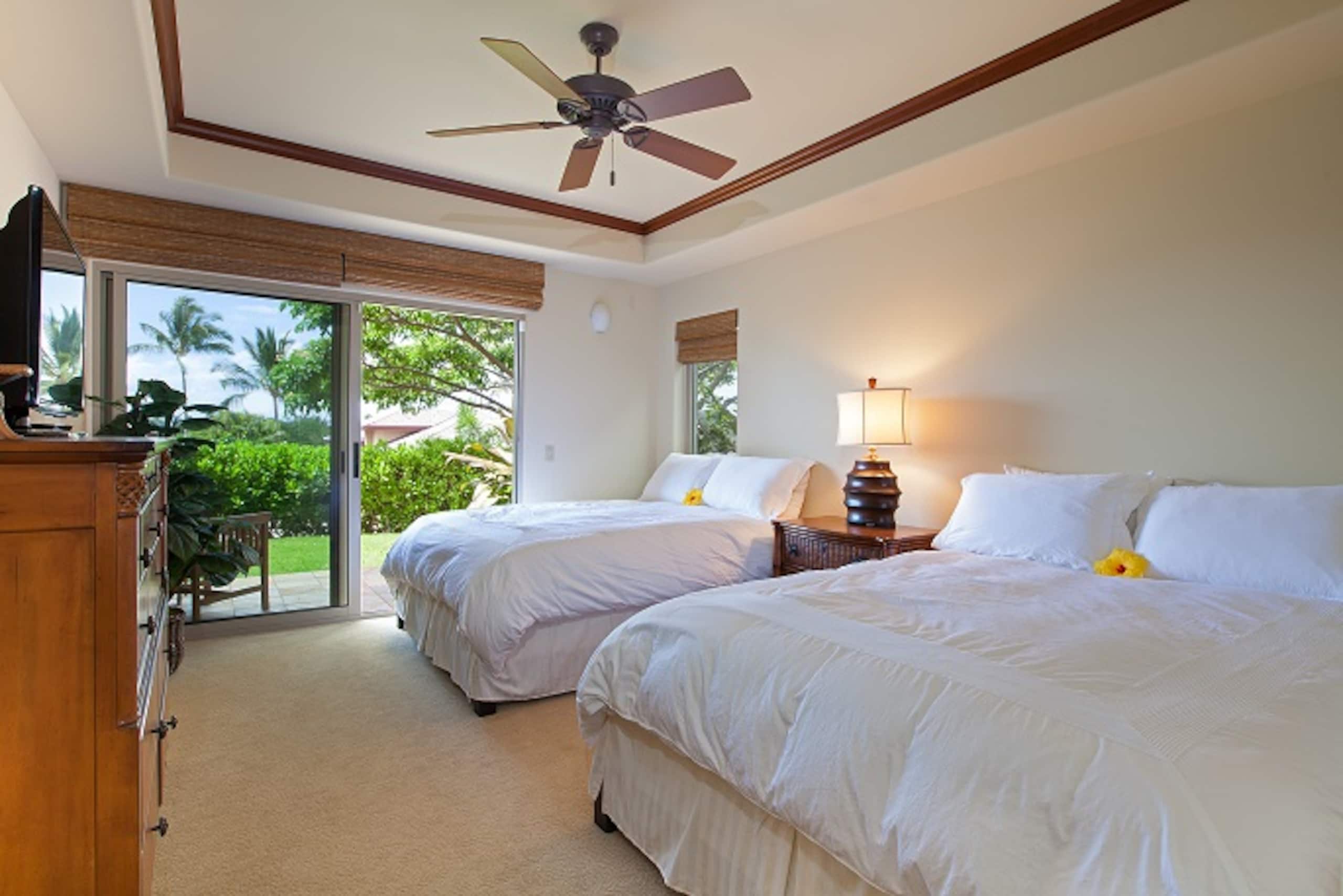 Townhouse in Waimea · ★4.78 · 3 bedrooms · 5 beds · 3.5 shared baths - Image 3