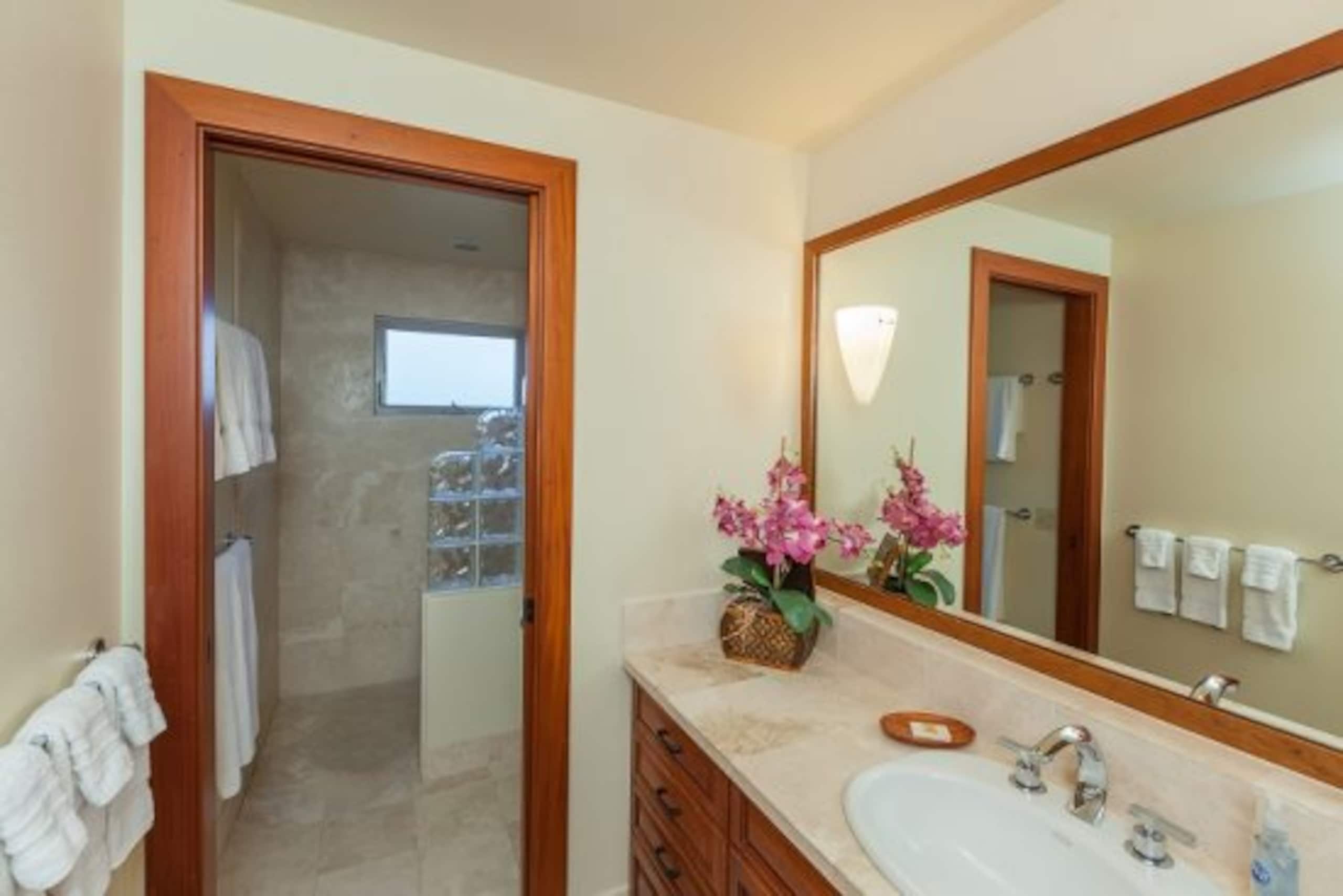 Townhouse in Waimea · ★4.78 · 3 bedrooms · 5 beds · 3.5 shared baths - Image 32