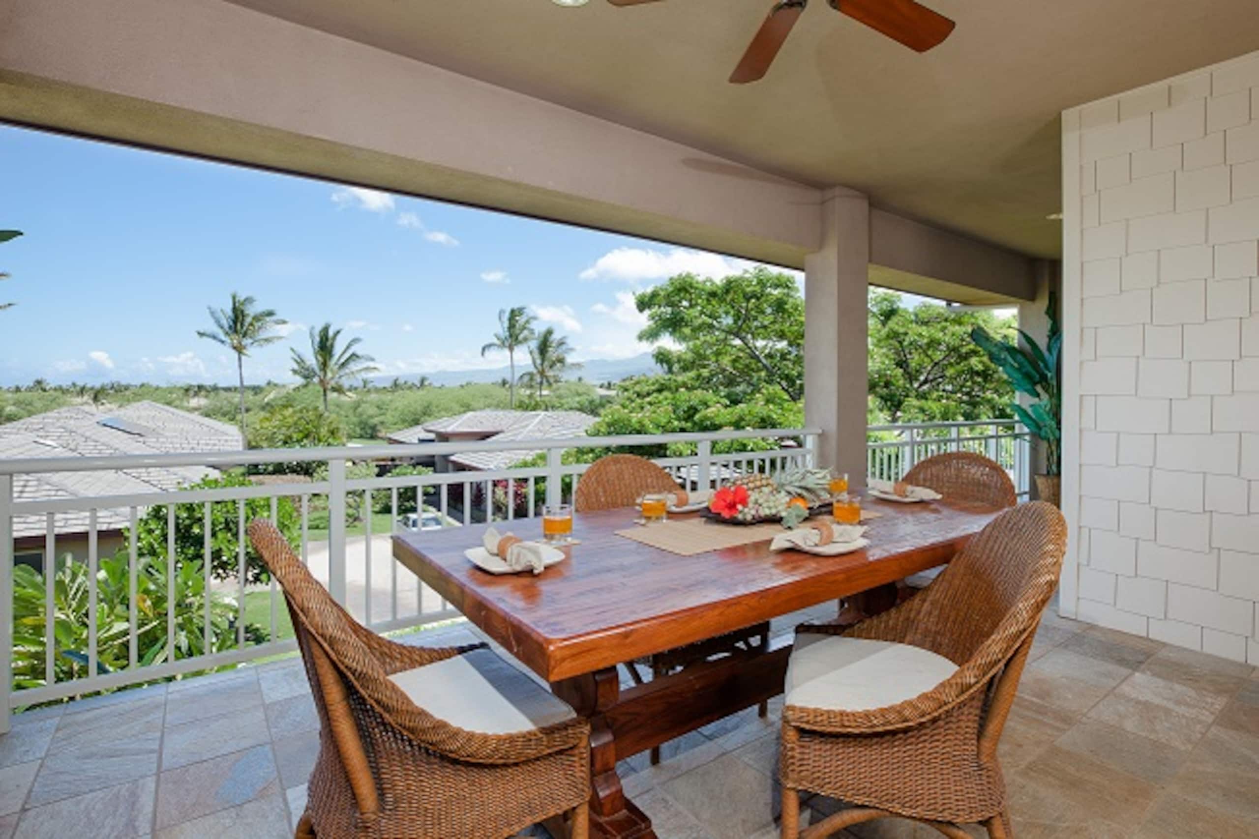 Townhouse in Waimea · ★4.78 · 3 bedrooms · 5 beds · 3.5 shared baths - Image 14