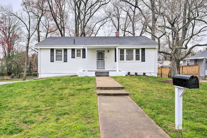 Spacious Fort Washington Home Near National Mall!