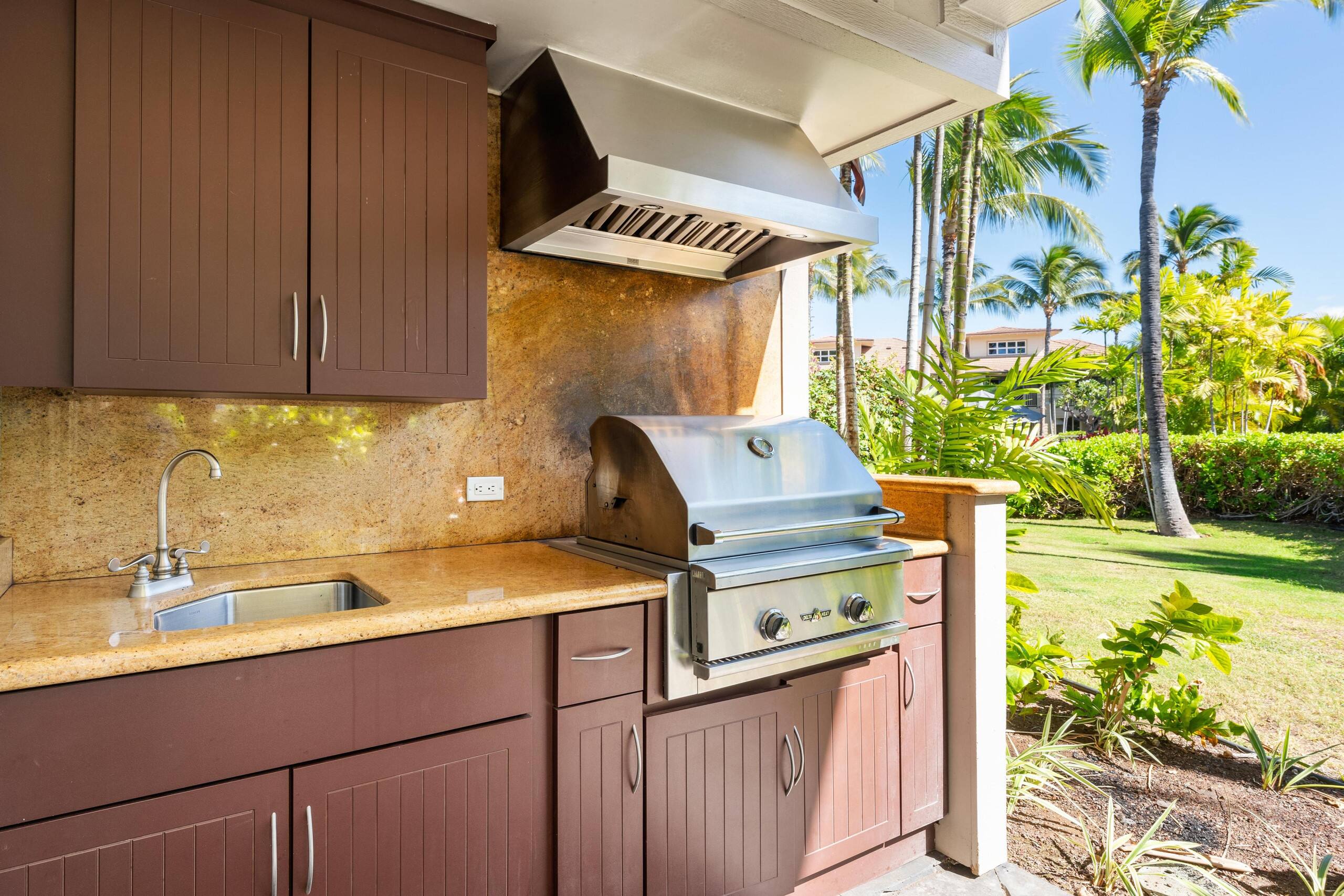 Townhouse in Waikoloa Beach Resort · ★4.82 · 3 bedrooms · 4 beds · 3 baths - Photo 36