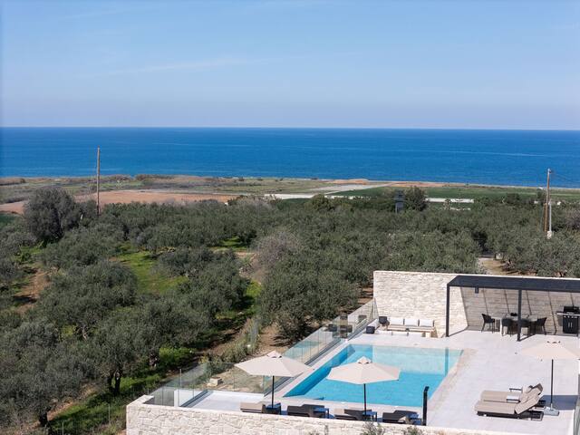 Villa Kafkales | Heated Pool gallery image 5