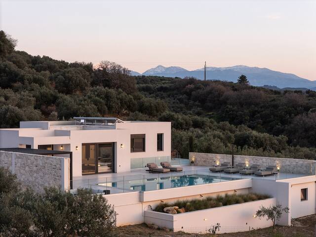 Villa Kafkales | Heated Pool gallery image 2