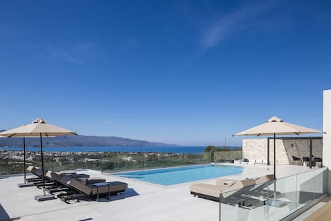 Villa Kafkales | Heated Pool