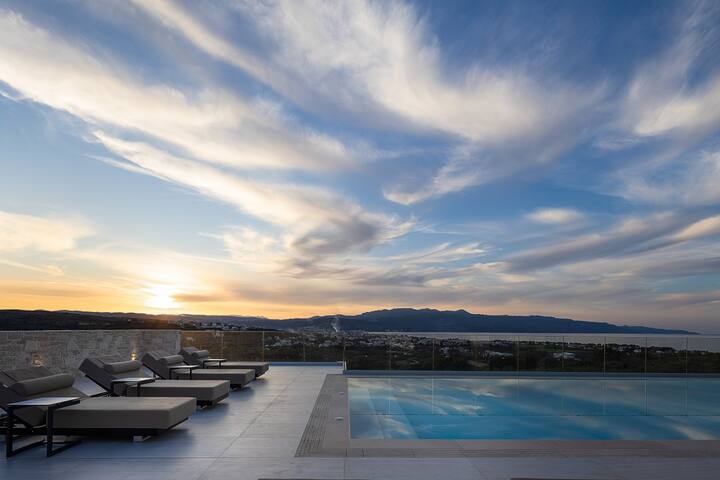 Villa Kafkales | Heated Pool gallery image 4