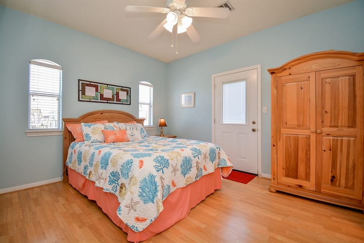 Primaire slaapkamer 1 - eigen badkamer