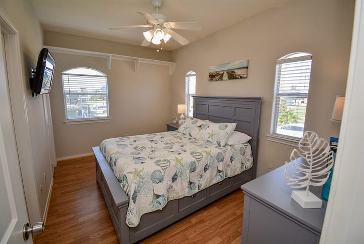 Slaapkamer 2 Queensize bedden