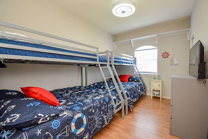 Twee eenpersoonsbedden vol - slaapplaatsen zes