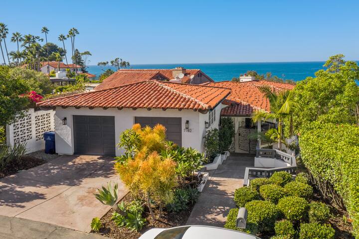 Coastal Lookout: Luxury Home w/ Patio in La Jolla gallery image 2