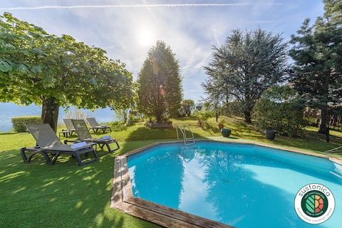 Sevrier – Villa Chante au Vent pool, view