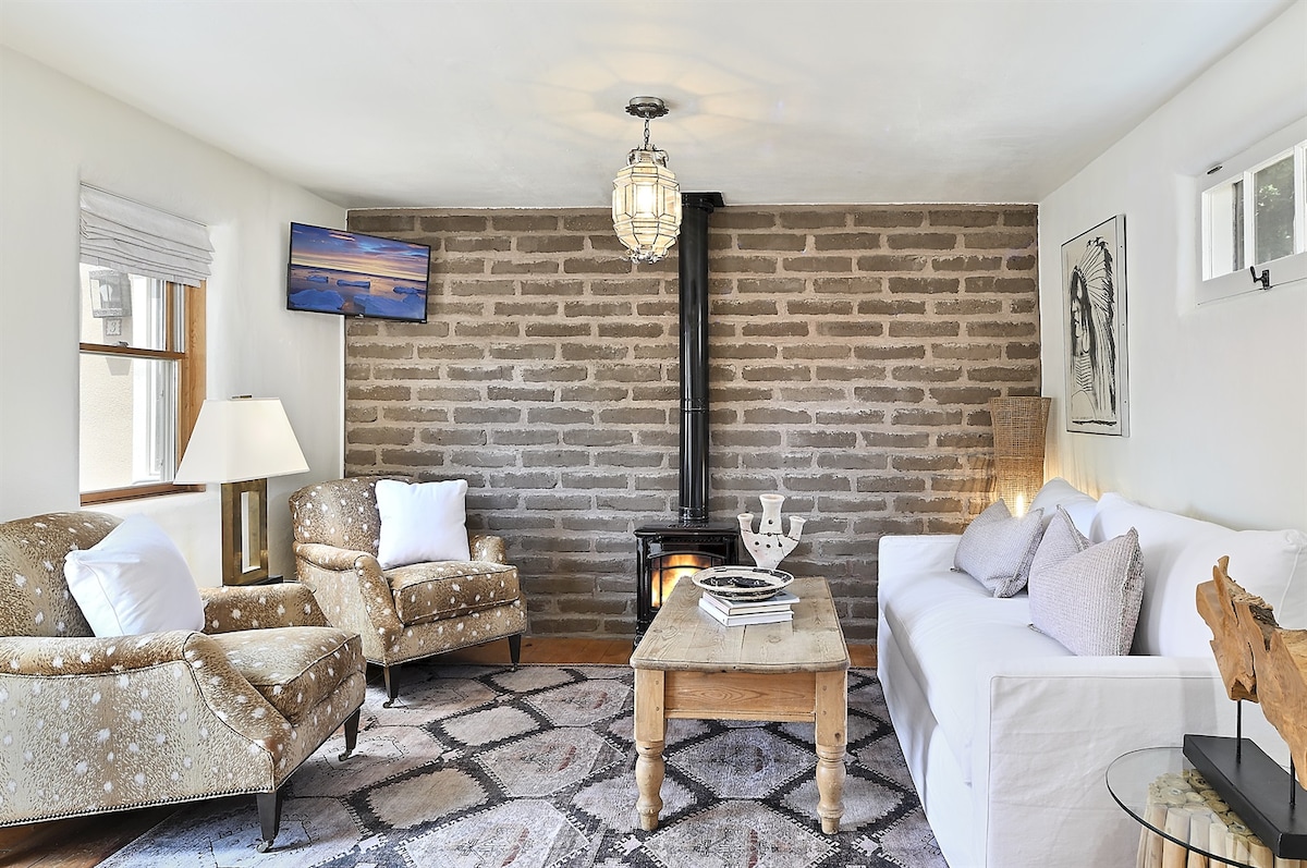 พื้นที่นั่งเล่น