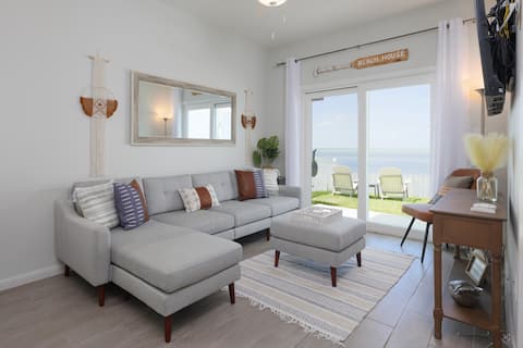 Top Airbnb: SOL-MATE | 3BR Kid & Pet-Friendly Waterfront Home in Port Isabel
