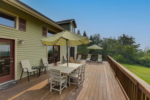 Spacious Hammondsport Home on 6 Acres w/ Lake View