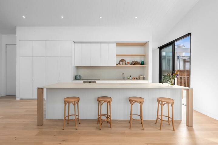 Gorgeous George Barwon Heads gallery image 2