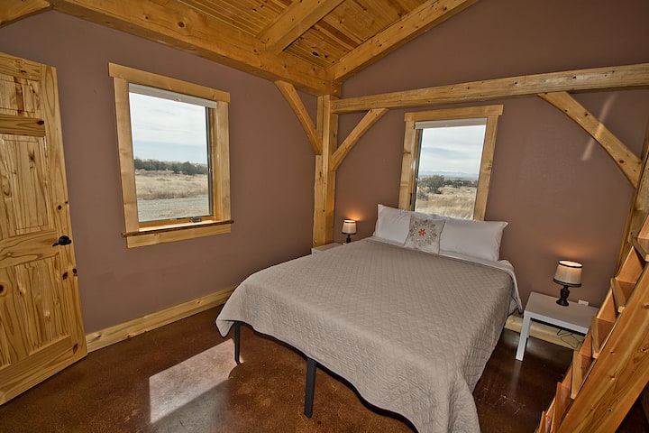 Спалня с двойно легло