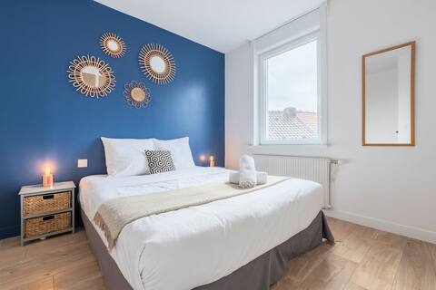 Renovated house with terrace 3 bedrooms.