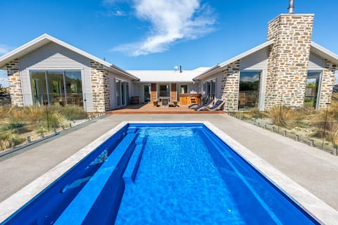 Boundary Retreat, Twizel.